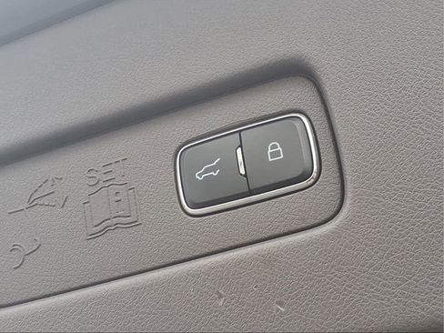 Used 2020 Lincoln Aviator Reserve w/ Equipment Group 202A image 31