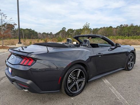 Used 2024 Ford Mustang Premium image 23