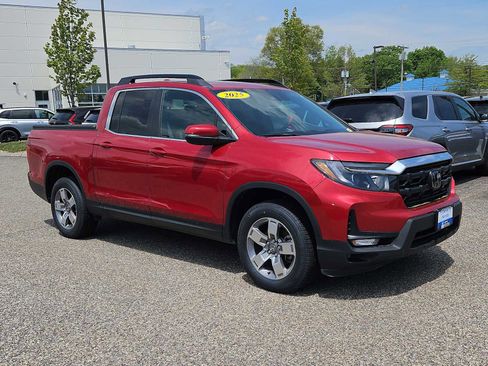 Certified 2025 Honda Ridgeline RTL image 11