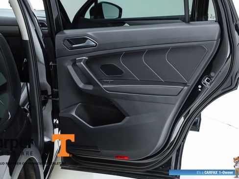 Used 2024 Volkswagen Tiguan SE image 67