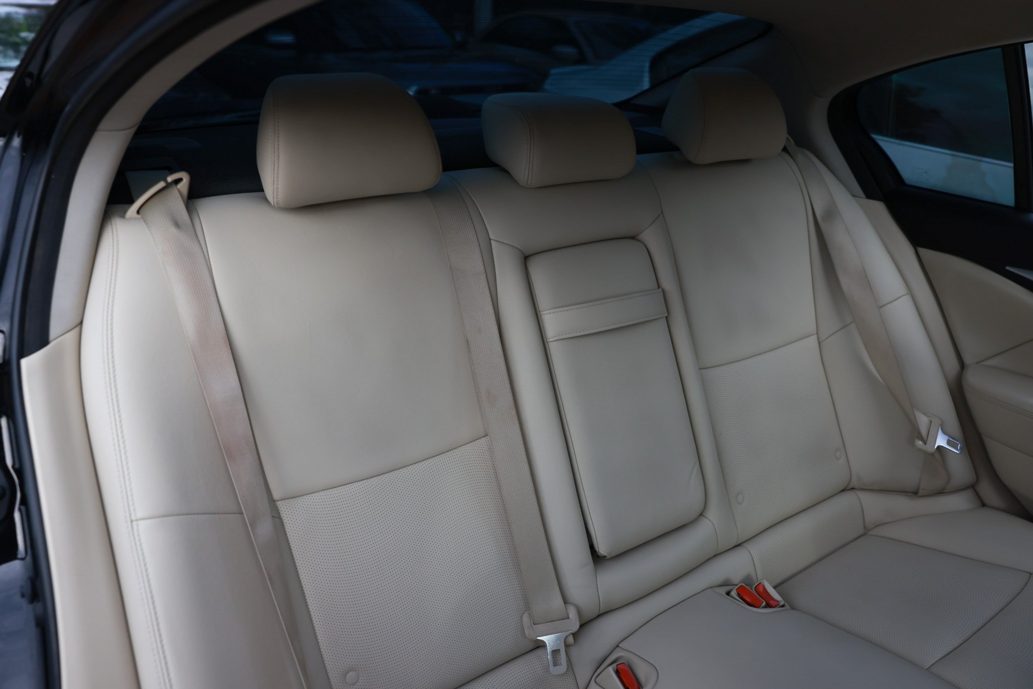 Used 2015 INFINITI Q50 Premium w/ Navigation Package AWD/4WD image 18
