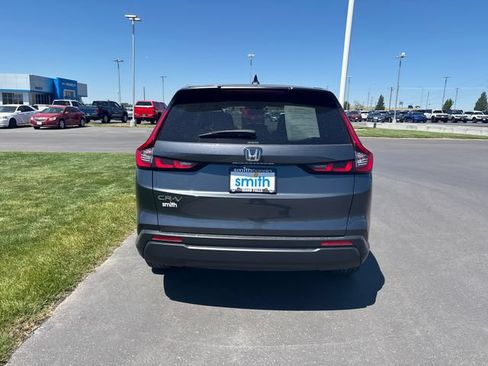 Certified 2025 Honda CR-V EX image 4