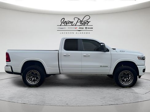 Used 2025 RAM 1500 Big Horn AWD/4WD image 2