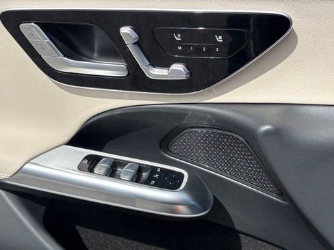 New 2026 Mercedes-Benz E 350 4MATIC Sedan image 21