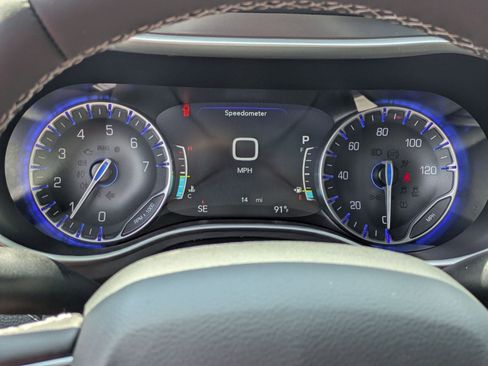 New 2025 Chrysler Pacifica Select w/ Fav Edition Package image 18