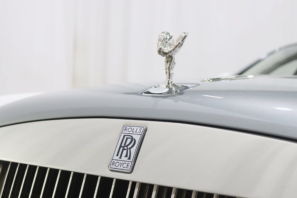 Used 2016 Rolls-Royce Ghost RWD image 8