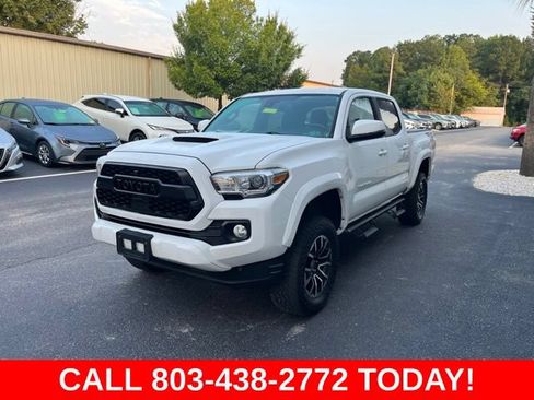 Used 2021 Toyota Tacoma TRD Sport w/ Technology Package AWD/4WD image 37