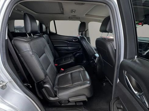 Used 2018 GMC Acadia SLT AWD/4WD image 14