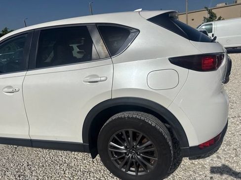 Used 2017 MAZDA CX-5 Touring FWD image 8