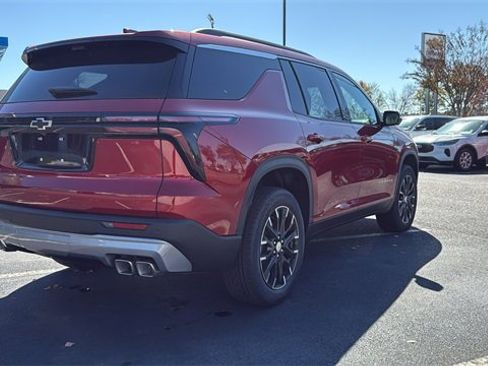 New 2026 Chevrolet Traverse LT image 7