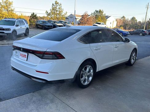 Used 2023 Honda Accord LX image 5