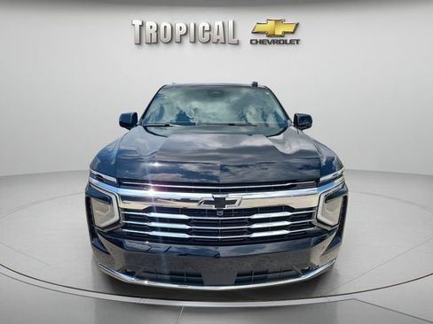 New 2026 Chevrolet Suburban LT w/ Comfort Package RWD image 8