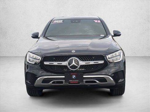 Used 2022 Mercedes-Benz GLC 300 4MATIC Coupe image 2
