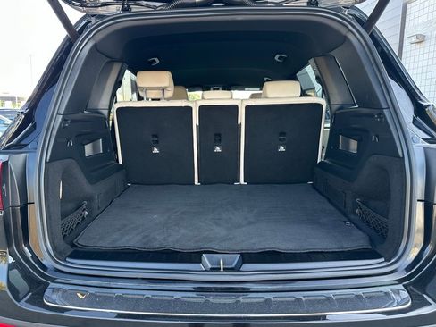 Used 2023 Mercedes-Benz GLB 250 4MATIC w/ Premium Package image 68