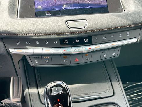 Used 2023 Cadillac XT4 Sport image 15