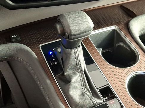 Certified 2024 Toyota Sienna LE image 14