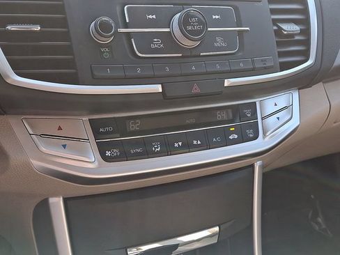 Used 2014 Honda Accord LX image 17