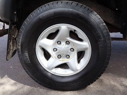 Used 2001 Toyota Tacoma 4x4 Xtracab V6 image 36