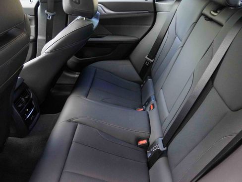 Certified 2025 BMW 430i w/ Premium Package image 37