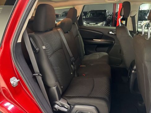 Used 2016 Dodge Journey SE w/ Flexible Seating Group FWD image 34
