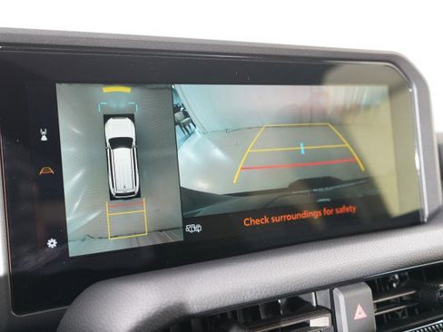 Used 2025 Toyota Land Cruiser image 57