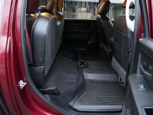 Used 2019 RAM 1500 Tradesman w/ Tradesman SXT Package image 26