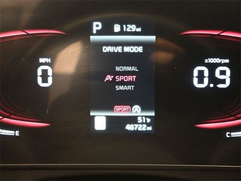 Used 2023 Kia Sportage EX image 32