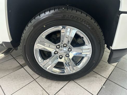 Used 2019 Chevrolet Silverado 1500 Custom w/ Texas Edition AWD/4WD image 13