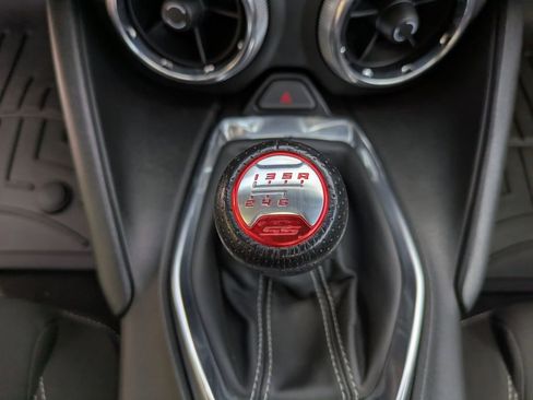 Used 2021 Chevrolet Camaro SS RWD image 27