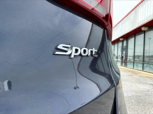 Used 2017 Hyundai Santa Fe Sport FWD image 22