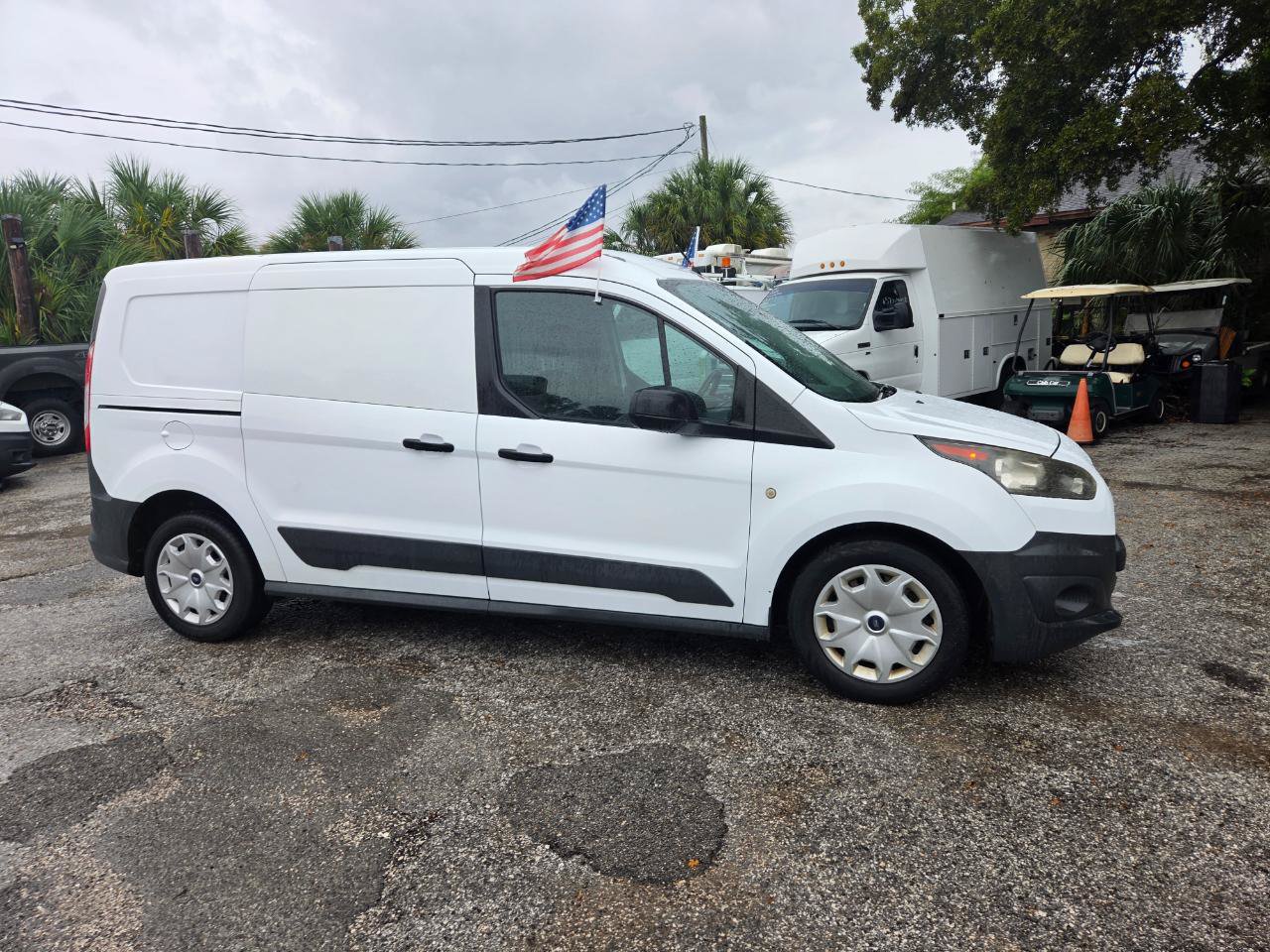Used 2016 Ford Transit Connect XL FWD image 2