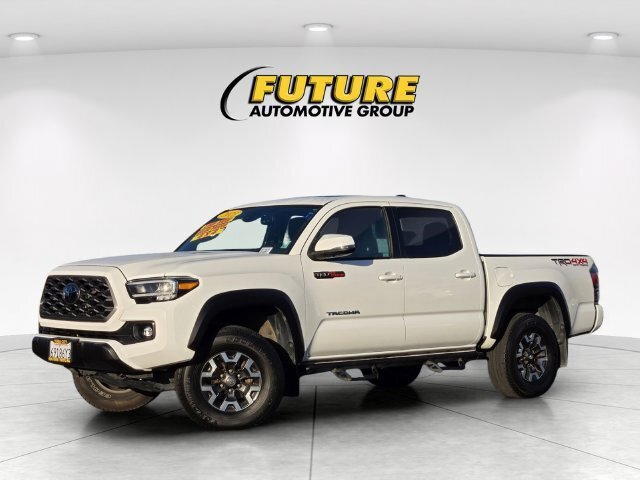 Certified 2023 Toyota Tacoma TRD Off-Road w/ TRD Premium Off Road Package AWD/4WD image 10