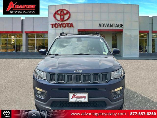 Used 2021 Jeep Compass Latitude AWD/4WD image 2