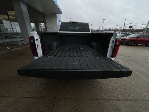 Certified 2025 GMC Sierra 2500 Denali Ultimate image 26