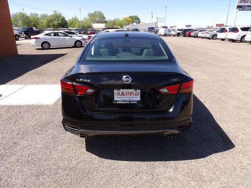 Used 2021 Nissan Altima 2.5 SR image 7