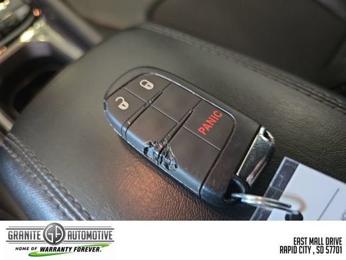 Used 2024 Jeep Compass Latitude AWD/4WD image 29