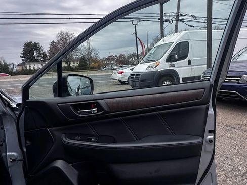 Used 2019 Subaru Outback 2.5i Limited image 15