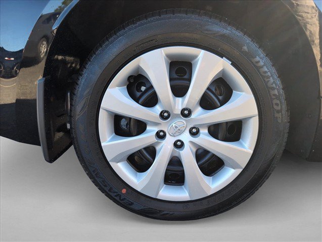 New 2027 Toyota Corolla LE FWD image 30