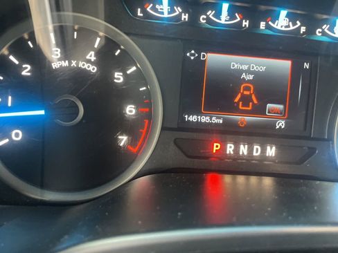 Used 2017 Ford F150 XLT w/ Equipment Group 302A Luxury AWD/4WD image 2