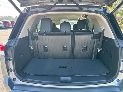 New 2026 Nissan Pathfinder SL w/ Cargo Package image 24