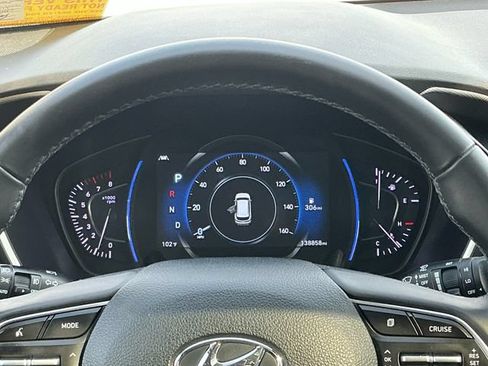 Used 2019 Hyundai Santa Fe Limited AWD/4WD image 14