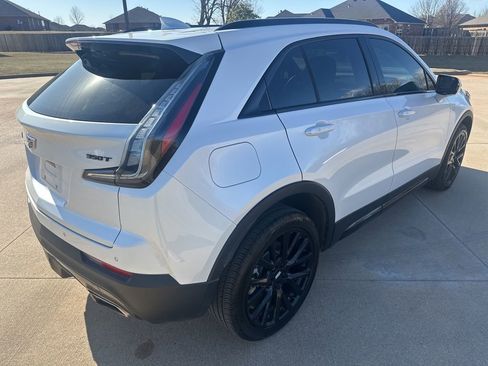 Used 2023 Cadillac XT4 Sport image 3