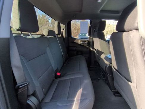 Used 2022 Chevrolet Silverado 1500 Custom image 26