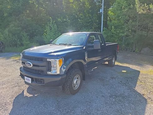 Used 2017 Ford F350 XL AWD/4WD image 8