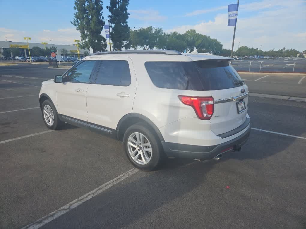 Used 2019 Ford Explorer XLT w/ Equipment Group 201A AWD/4WD image 5