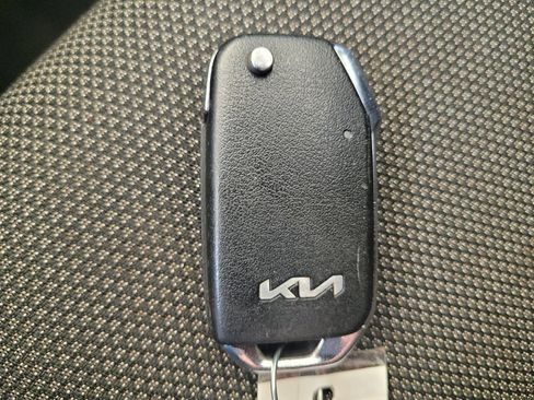 Used 2024 Kia Forte LXS FWD image 32