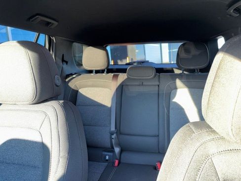 New 2025 GMC Terrain Elevation image 27