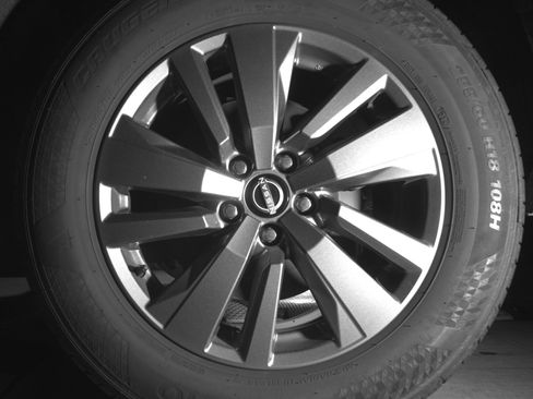 Used 2025 Nissan Pathfinder SV AWD/4WD image 14