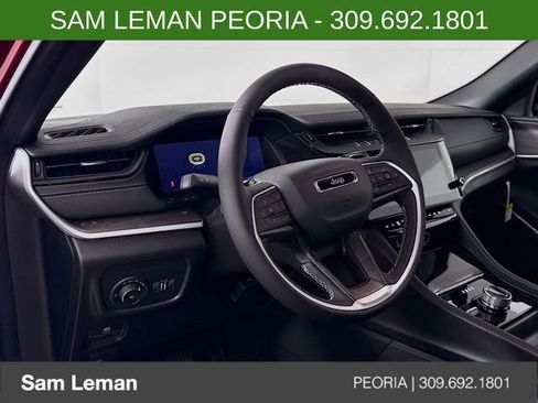 New 2026 Jeep Grand Cherokee L Limited w/ Limited Altitude Package AWD/4WD image 9