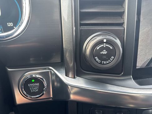 Certified 2023 Ford F150 Lariat w/ Equipment Group 502A High image 21